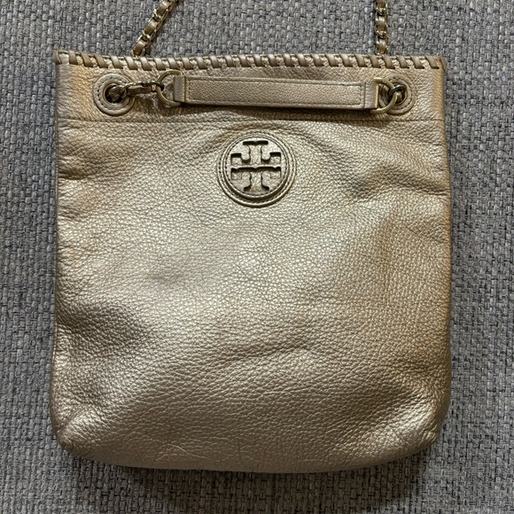 Tory Burch Gold Marion Swingpack Book Bag - Picture 6 of 16